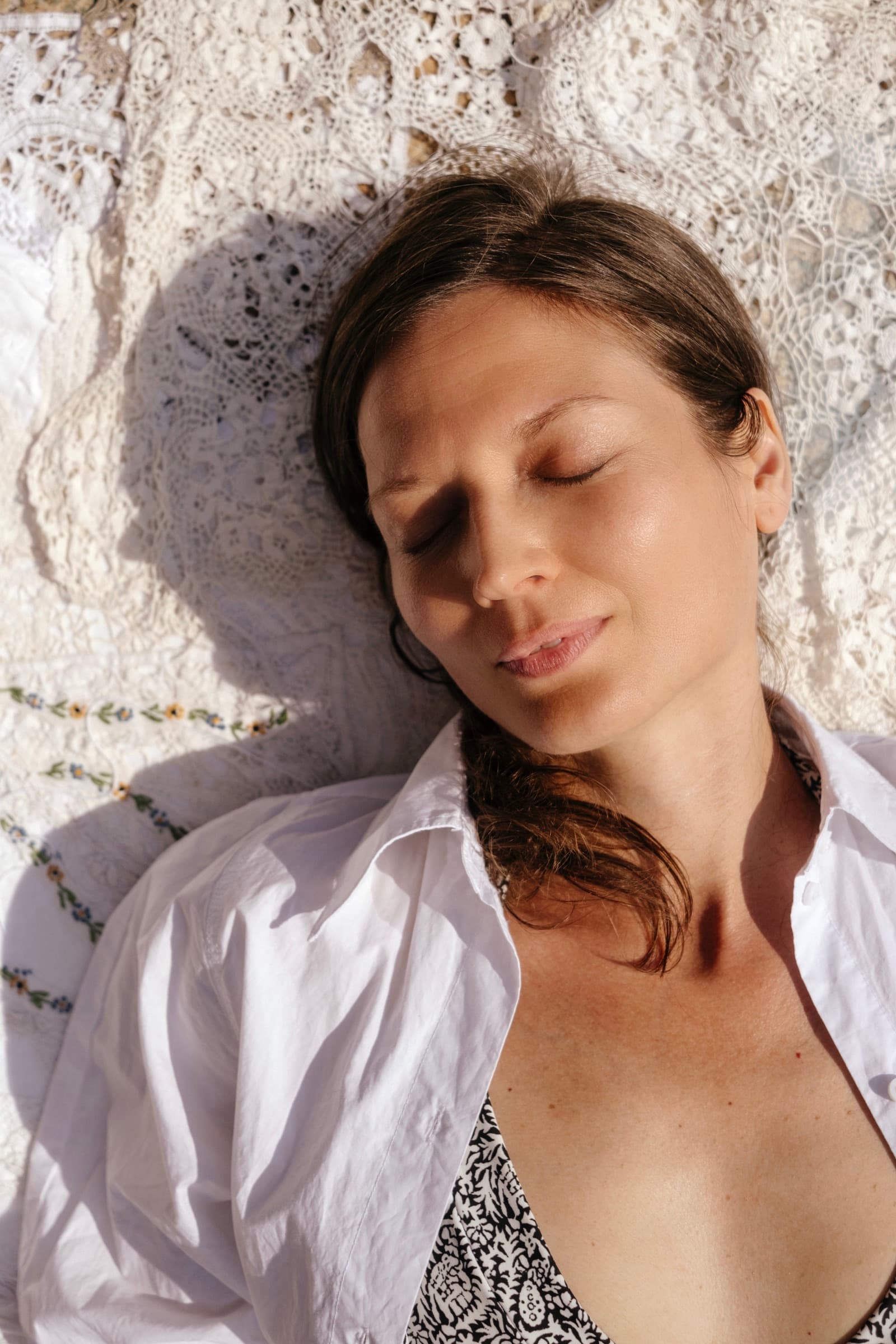 Forest Spa Finland — Moisturiser SPF20 facial ritual, slow living in sunlight